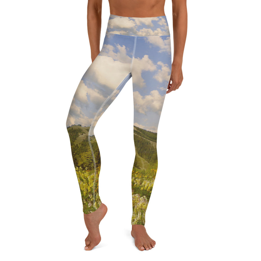 Baldy View Through The Lupines Yoga Leggings