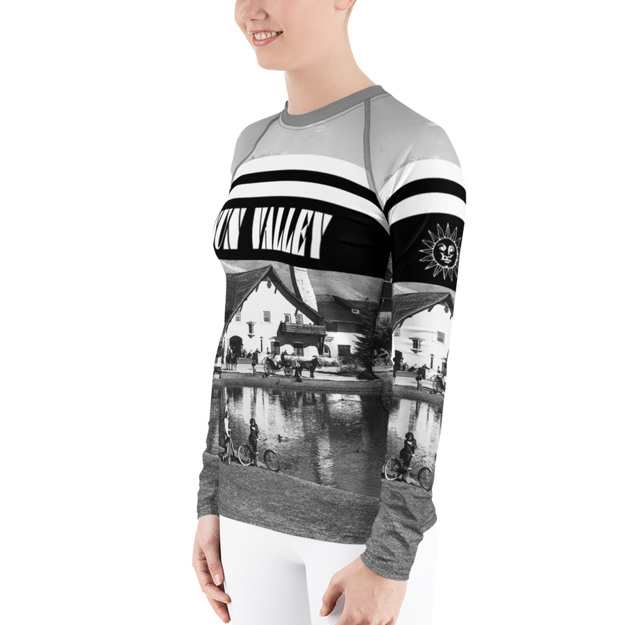 Summer at the Sun Valley Inn Long Sleeve Top