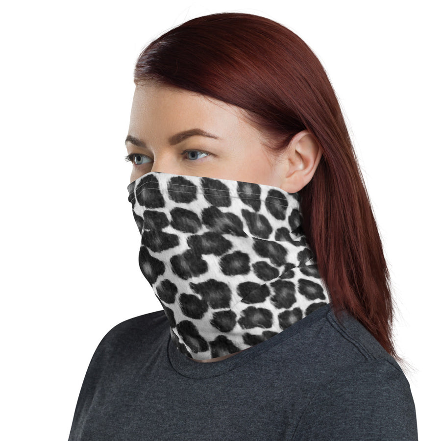 Black and White Leopard Neck Gaiter