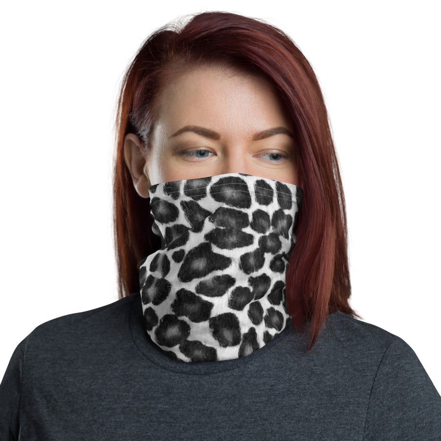 Black and White Leopard Neck Gaiter