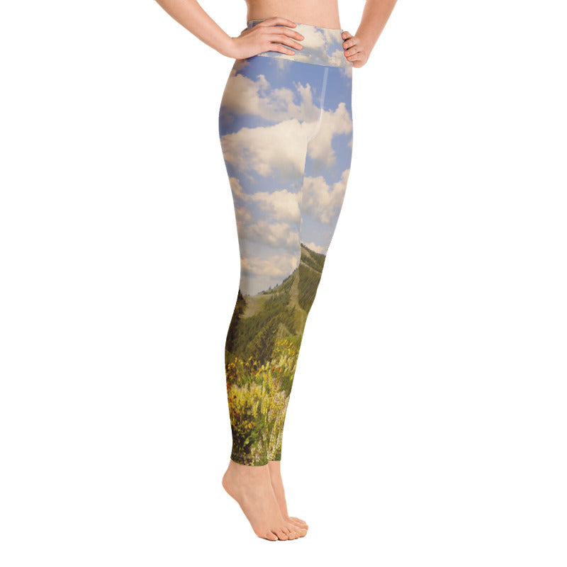 Baldy View Through The Lupines Yoga Leggings